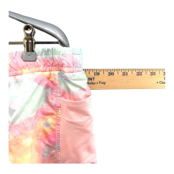 Xersion | 2X 20 1/2 Quick Dri Pastel Tie Dye Women’s Athletic Shorts - Picture 8 of 14